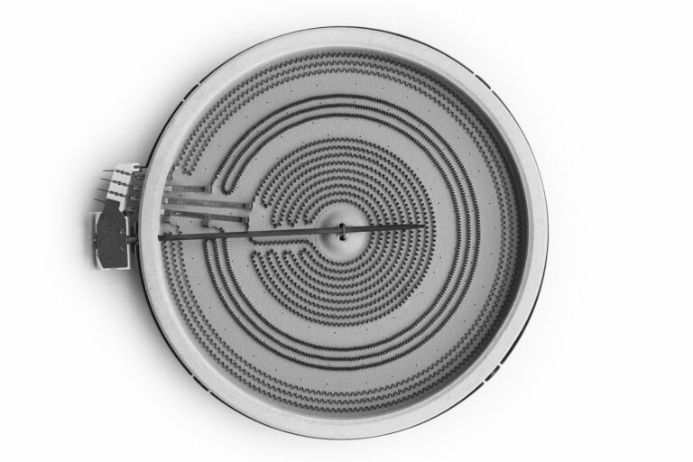 Jak rozpoznać przepalony element grzejny w piekarniku?