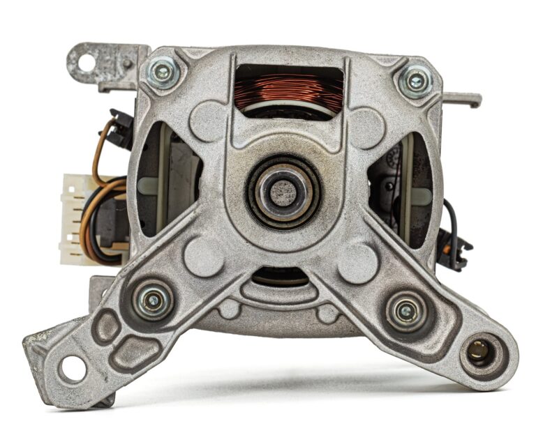 Jak rozpoznać uszkodzoną pompę w pralce?