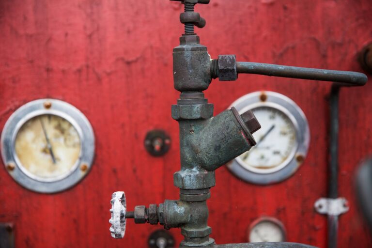 Jak sprawdzić czy zawór odcinający wodę jest szczelny?