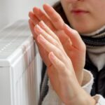 Co oznacza metaliczny hałas w grzejniku po uruchomieniu ogrzewania?