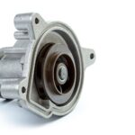 Dlaczego pompa obiegowa hałasuje tylko podczas rozruchu?